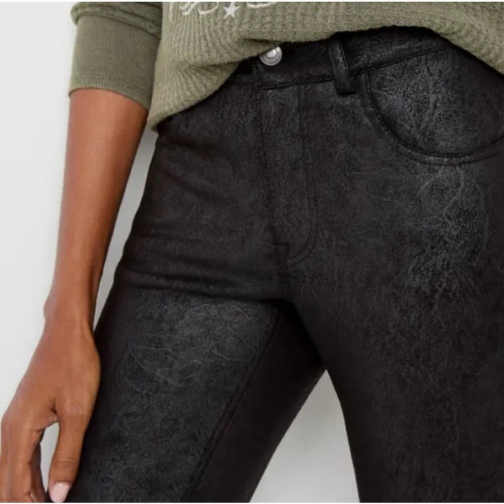 FRYE & CO | NWT Faux Suede Crop Bootcut Pant | 6 - Picture 2 of 6